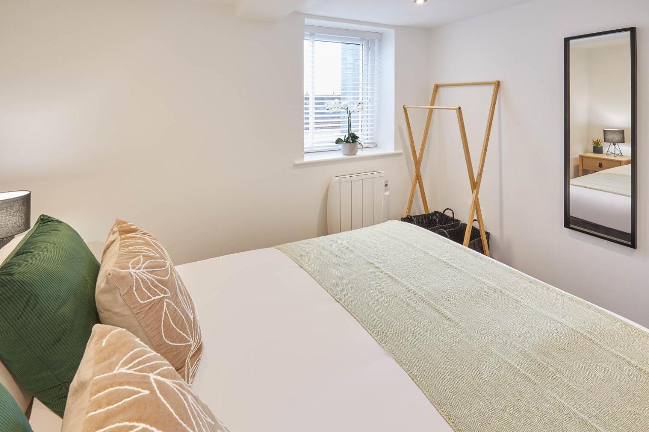 Host & - View Apartamento Whitby